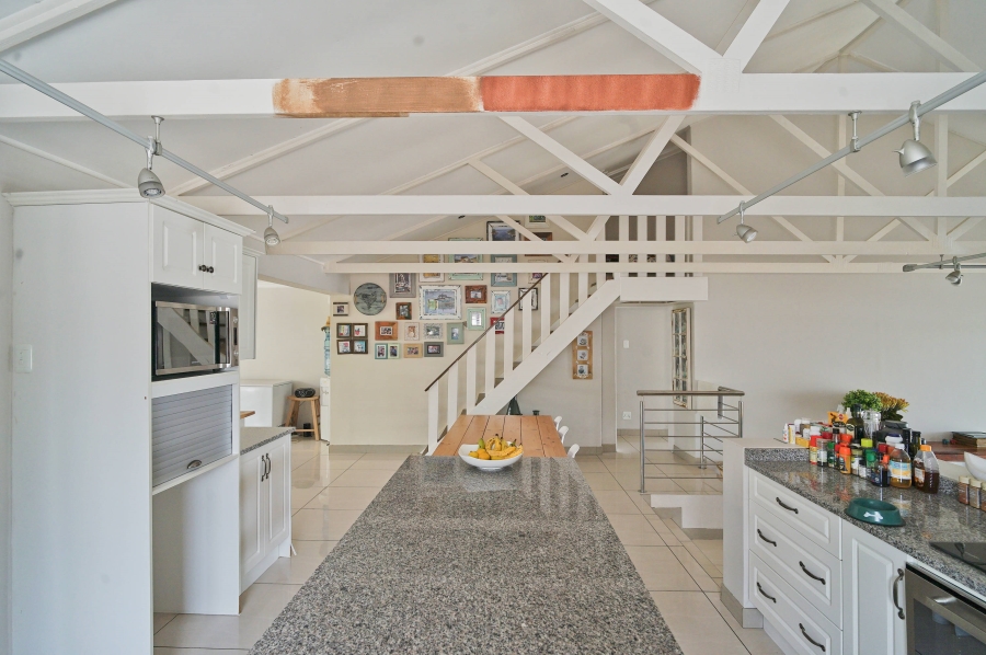4 Bedroom Property for Sale in Winterstrand Eastern Cape